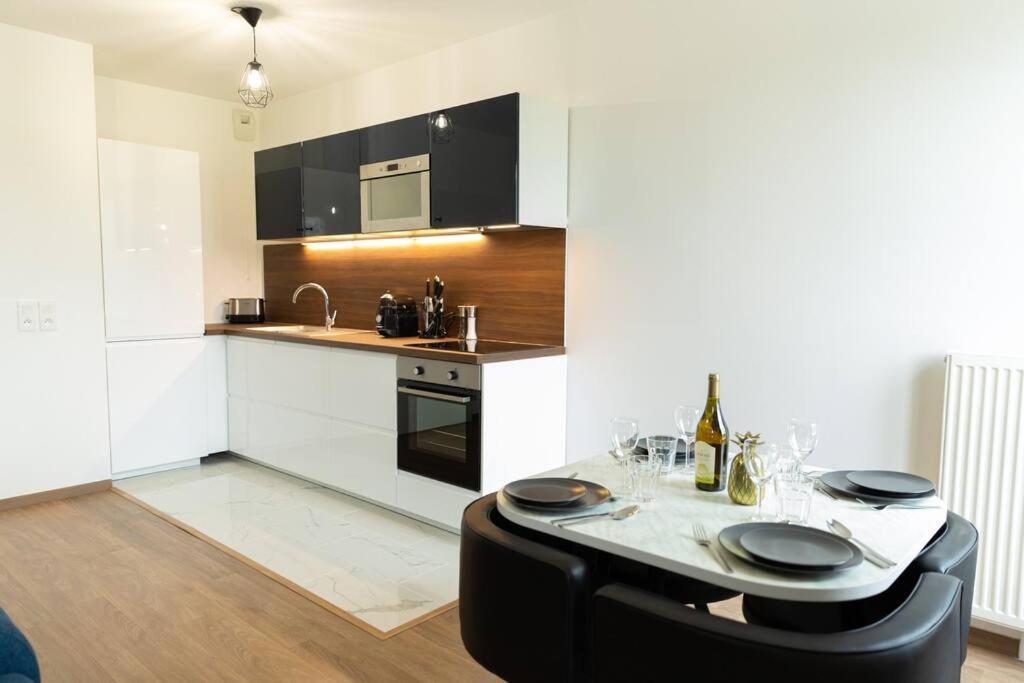 Elegant Apartment #6 Serris Exteriör bild
